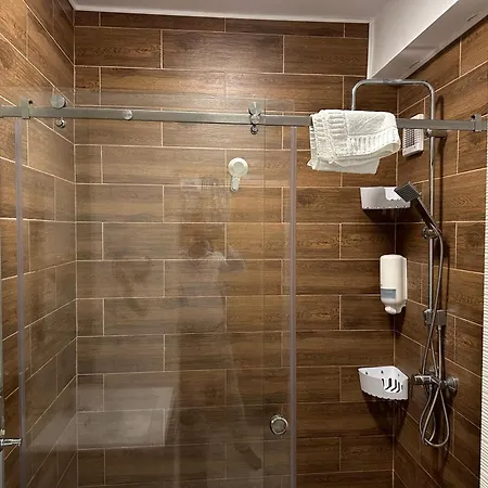 Apartament Rmy *